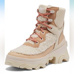 NWT Sorel Women's Brex Cozy Lace Up Boots